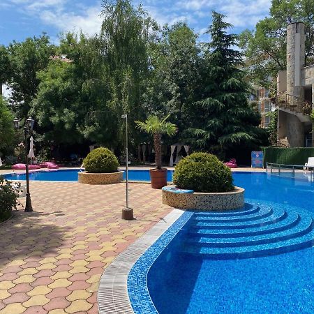 Anita A15 Family Apartment Pantai Sunny Luaran gambar