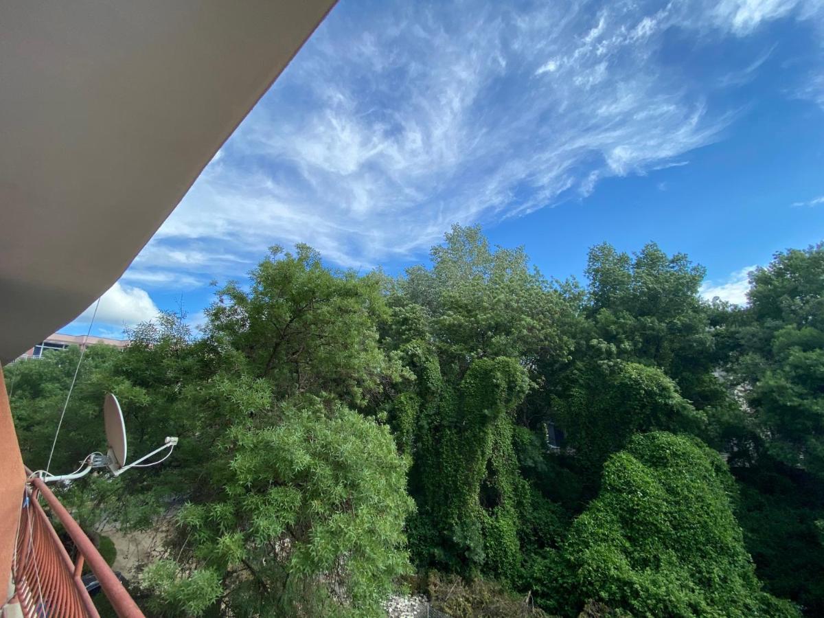 Anita A15 Family Apartment Pantai Sunny Luaran gambar