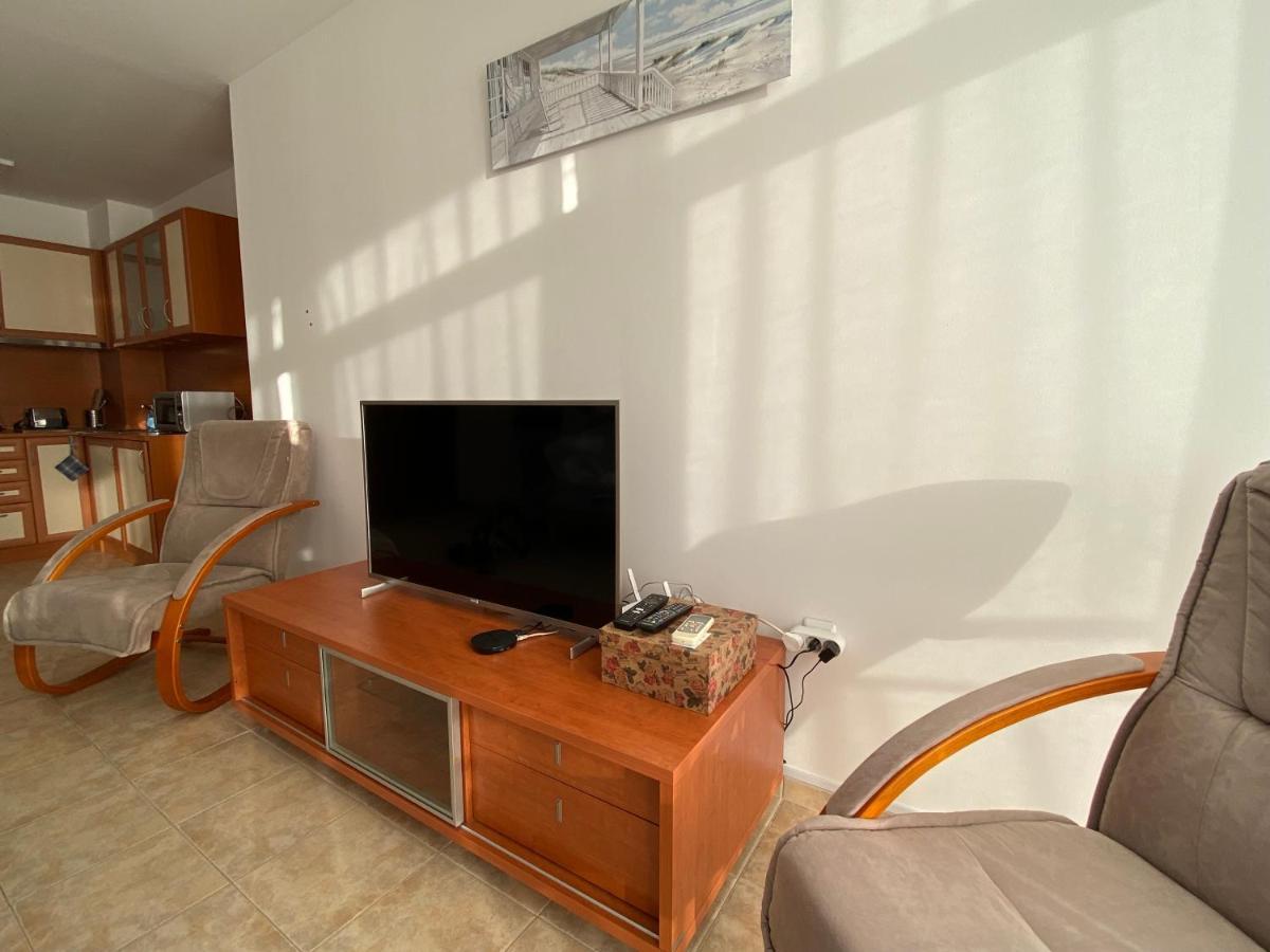 Anita A15 Family Apartment Pantai Sunny Luaran gambar